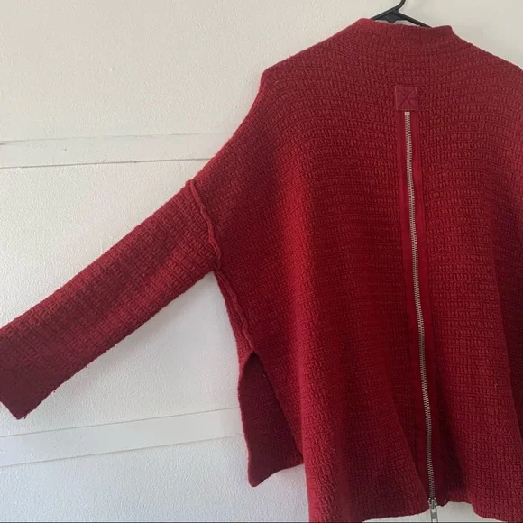 Altard state small red mock neck Oversize sweater zipper back - Picture 3 of 5